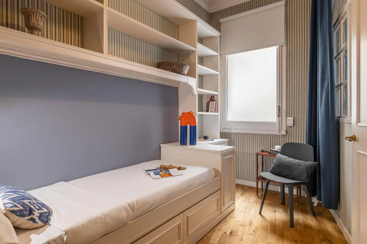 Balmes Apartment By Olala Homes Barcelona
