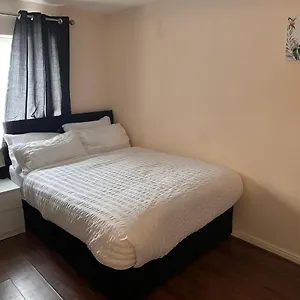 https://spacious-2-bed-apartment-in-abbey-wood-greenwich.brighton-hotels-england.com